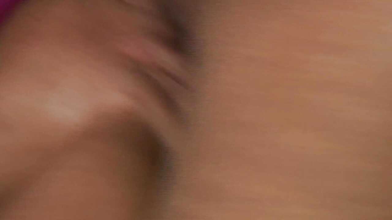 Anal în scena neagră - 2 milf sexy în lenjerie Josly James Futai anal interrasial cu o pulă uriașă neagră