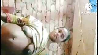 Xhtad1sex sesso indiano videochiamata con un grosso cazzo