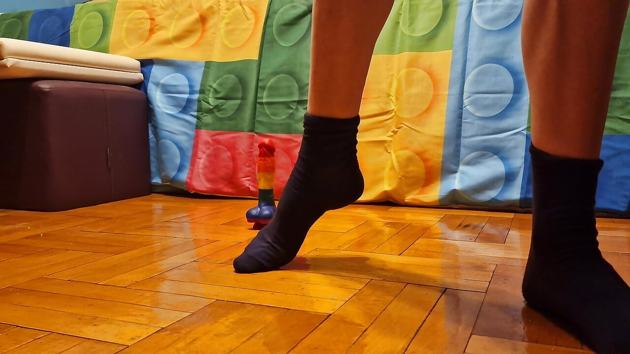 Sasha Earth foot fetish homemade