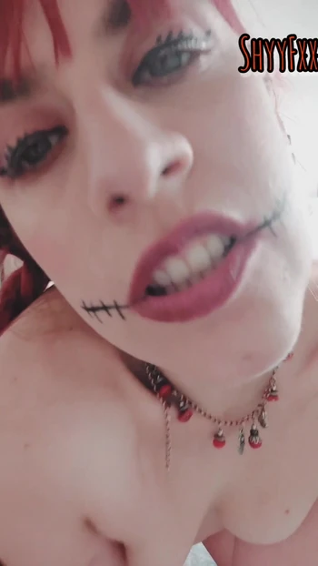 Key moment from "ShyyFxx your slimy Argentine pomberita asks for her tribute in milk JOI"