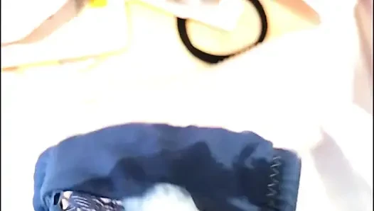 Evli kadın bir video gönderdi ve külotunda boşalmasını istedi
