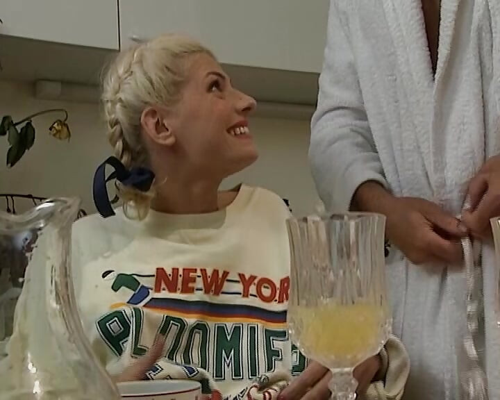 Top Modells, אקשן קשה