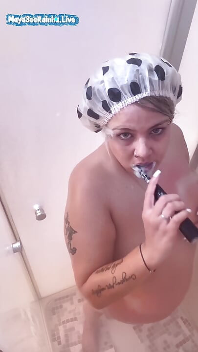 Saggy Brazilian BBW MILF Goddess Lathering up in a Steamy Shower