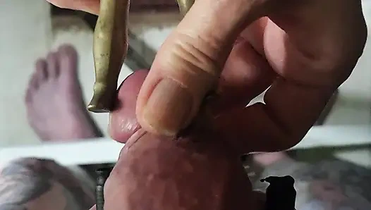 Хорошая девушка, обращение с нечестивым распятием и членом