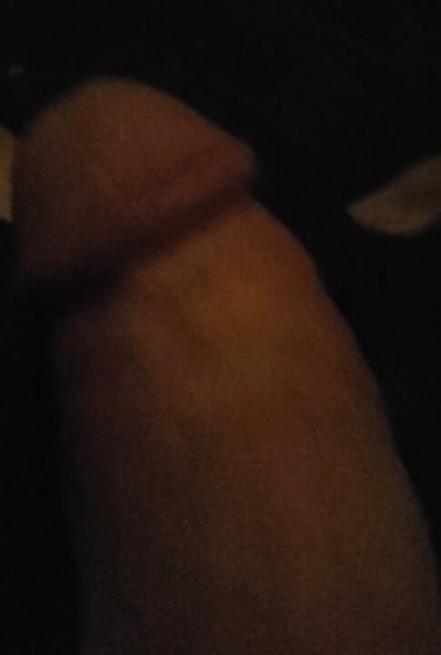Gloryhole sucking a old fat man's dick