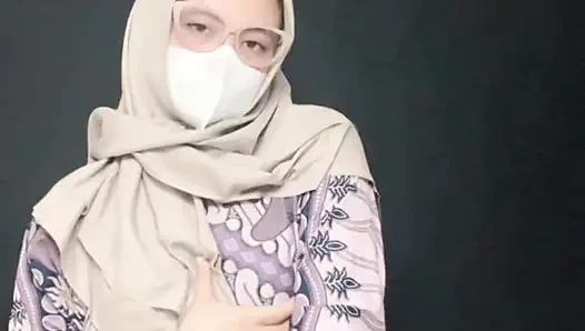 Öğretmenim Okula Geri Dönüyor, Mastürbasyon Yapıyor Squirt