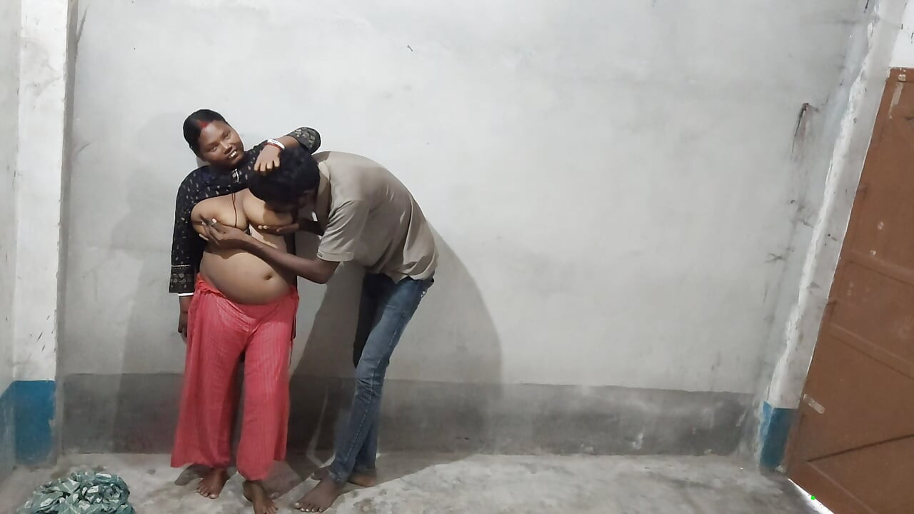 Bhabhi ko bulakar chudai ki doggy style