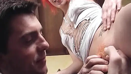 Pantat sempit pelacur binal perancis dientot habis-habisan