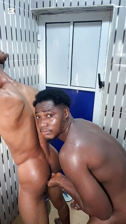 Transpirație la baie și sex