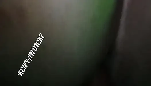 Cewek sange ini ngentot kontol pacarku setelah datang ke rumahnya untuk makan malam