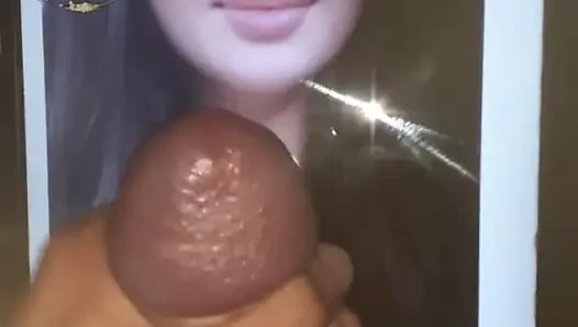 sevimli orospu için takdir
