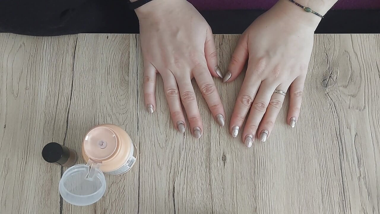 Nail care - rotina simples de manicure