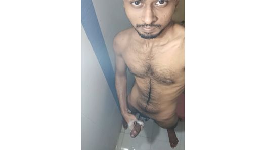 Индийская порнозвезда Johnny Sins жестко трахается во сне