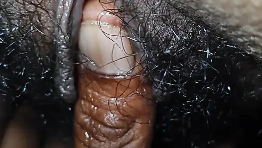 Desi wife ne apni chut mein ungli karai