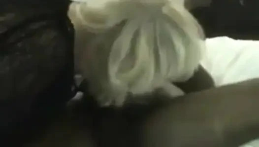 Aldatılan orta yaşlı seksi kadın - aldatan evli kadın