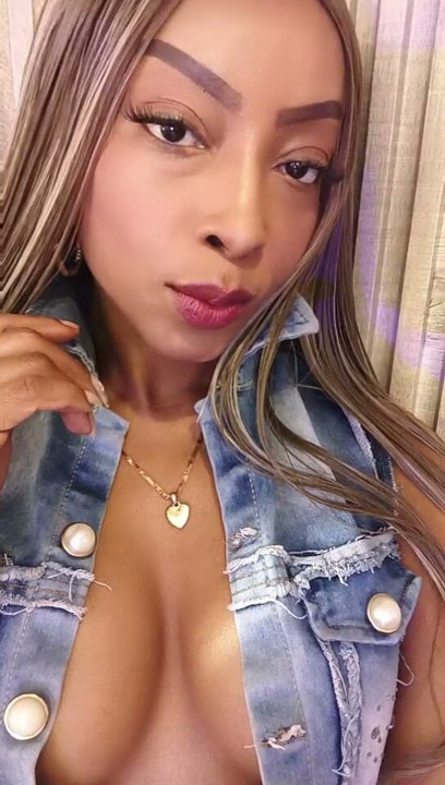 Your girl is here