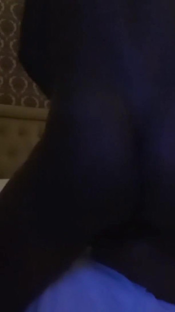 Unforgettable moment from "Toda La Mano Esto ya es demasiado ya nada la conforma la penetro rico con la mano y pide mas duro"