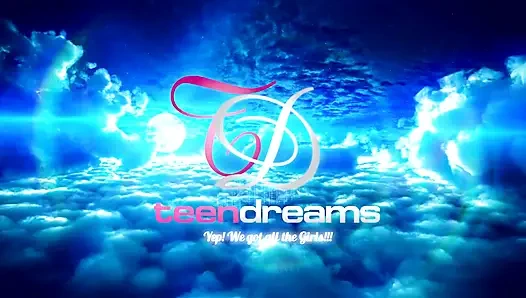 Olgerta мастурбирует в черном боди