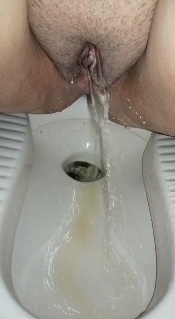 My wife pee