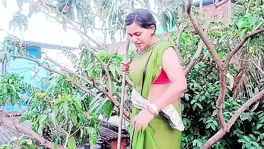 Mami Ki Lal Sari Dekh Ke Land Khada Hogya Hardcore Chudai with Mami