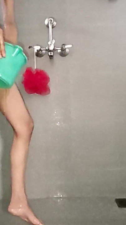 Indian girl bathing vidoe | Clip 1