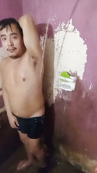 Jesus in Boxer Bathing Chapter 18