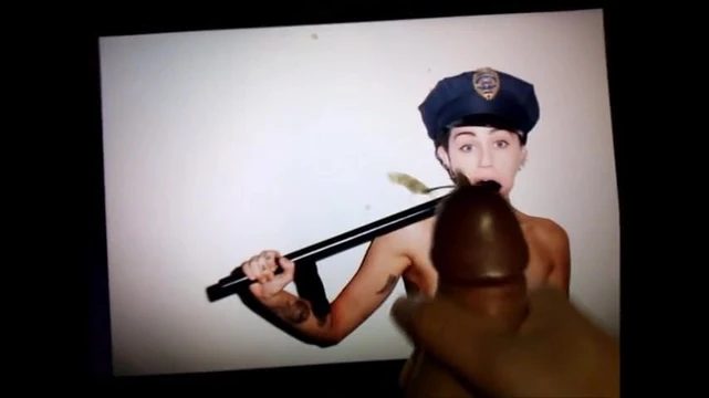 Miley Cyrus I cum for you