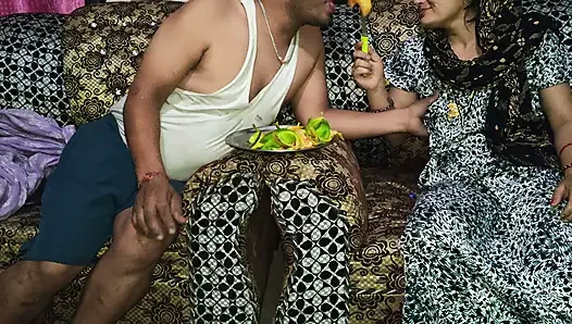 Bhabhi Ne Electric Man Ko Khurbuja Khlya Xvideo Romance