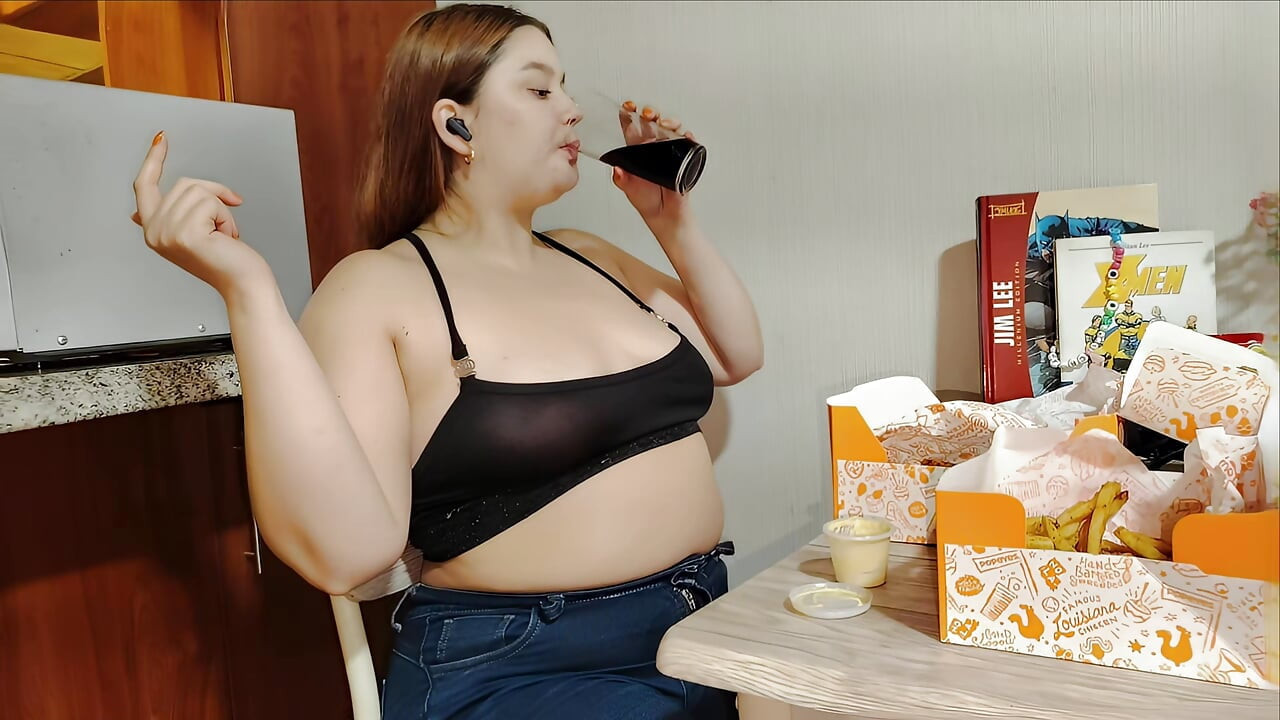 Nicole's Epic Fried Chicken Stuffing Session
