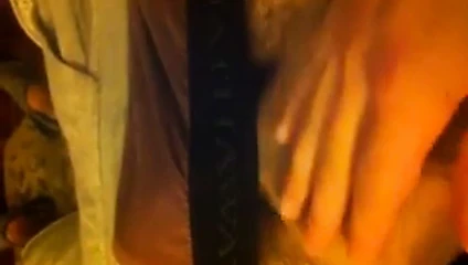 Sert sikini düşünüyorum bebeğim