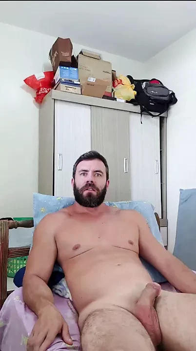 Cam show 32