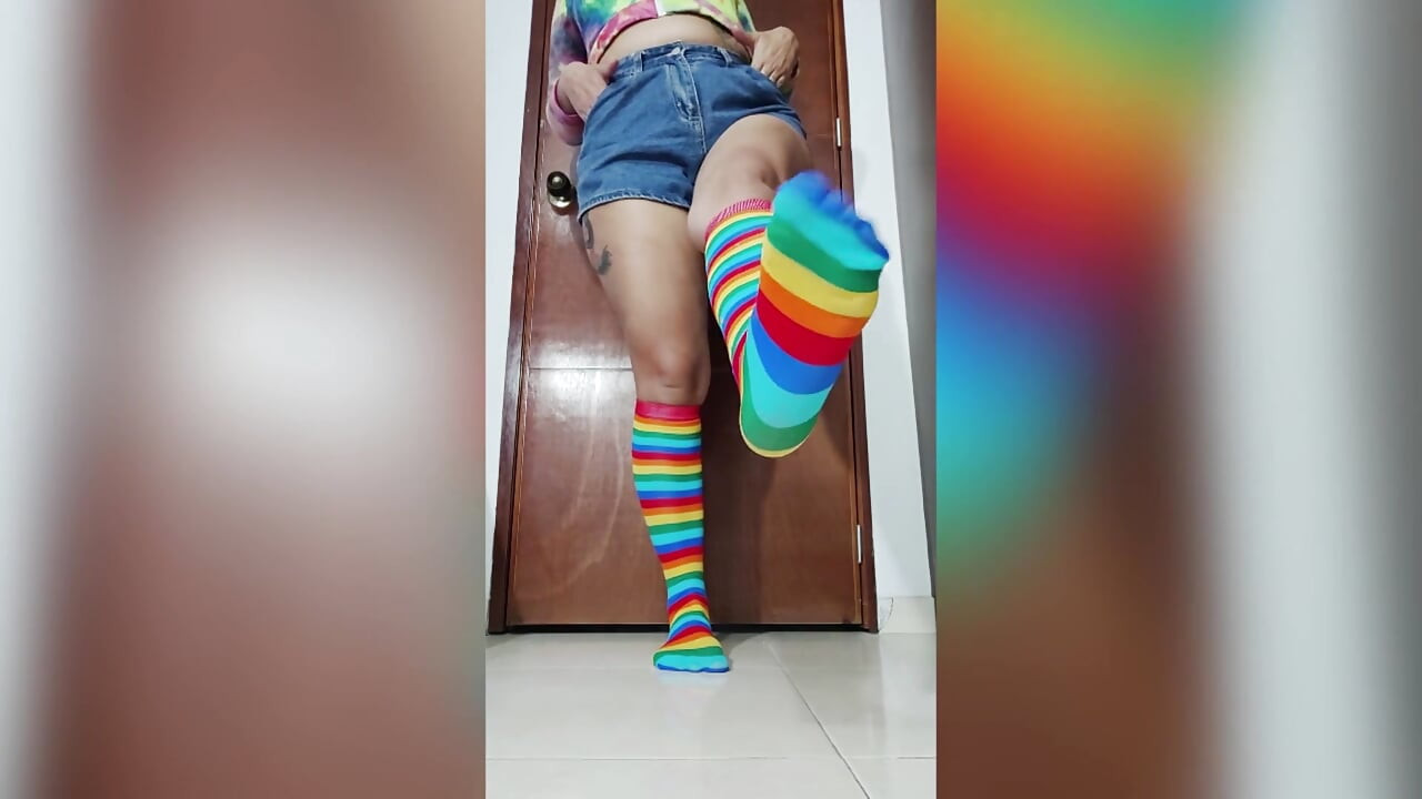 Küçük ayaklarımın aşıkları için iyi bir ayakla muamele