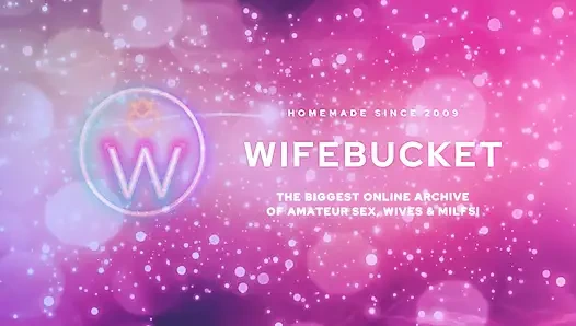 ЖенаBucket Amateurs - в видео от первого лица моя жена делает мне минет