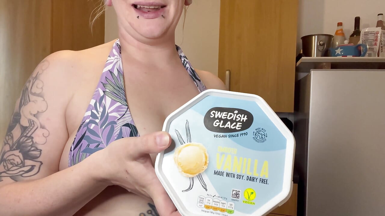 Ice Lolly Fuck and Ice Cream Wam