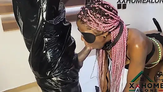 Lütfen beni köpek gibi sik - kölen olmak istiyorum