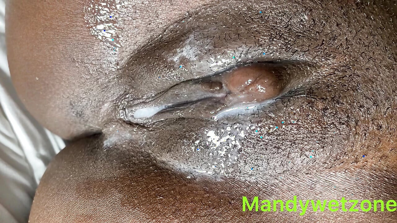 Lesbian Lady Had Sex with Her New Sales Rep.