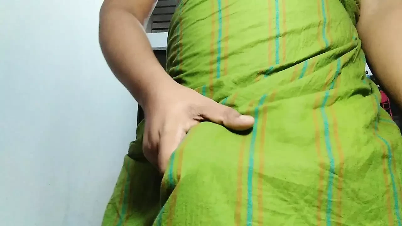 Homemade Desi Remaja zakar besar melancap Solo Bahagian - 01