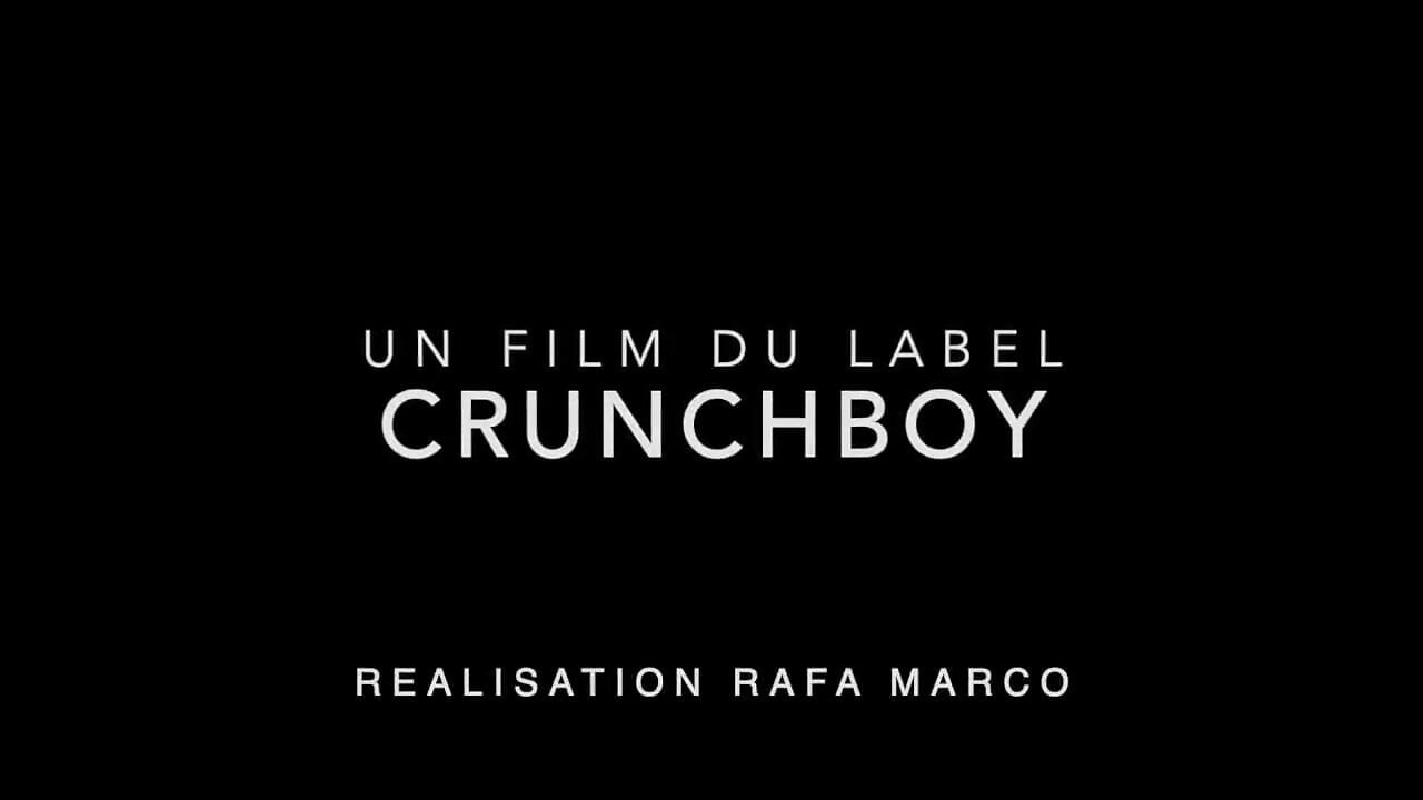 가죽 페티쉬 의상을 입고 맨발로 섹스하는 마드리드의 섹시한 소년 두 명