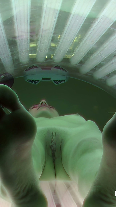Czech Solarium 44: Slim Young Woman Shows off Naked in the Solarium