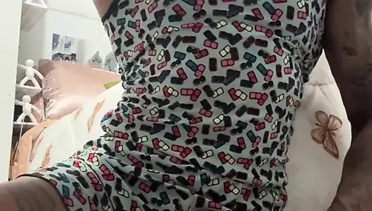 Milf-titten und eine schlechte einstellung ... gefährliche kombination