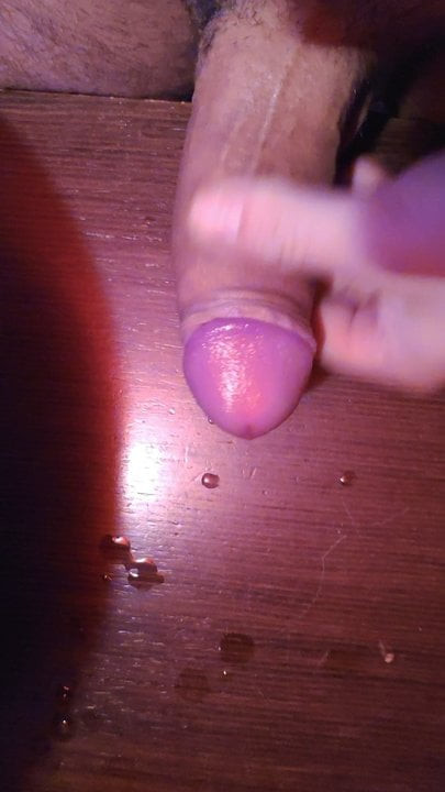 Handjjob jerking
