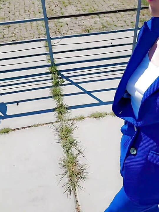 Annemieke in Blue Suit Pissing Outdoor