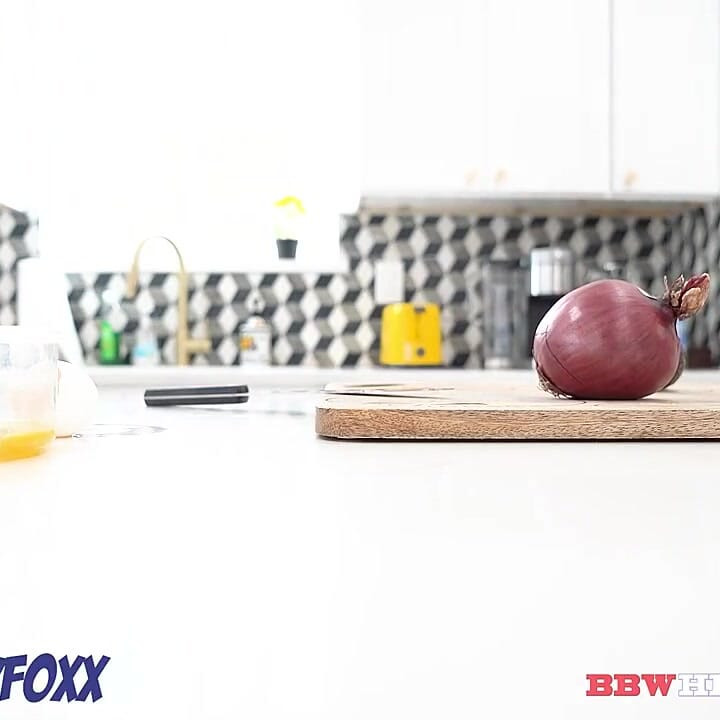 Alex Blair Takes BBC up Her Ass in Her Kitchen
