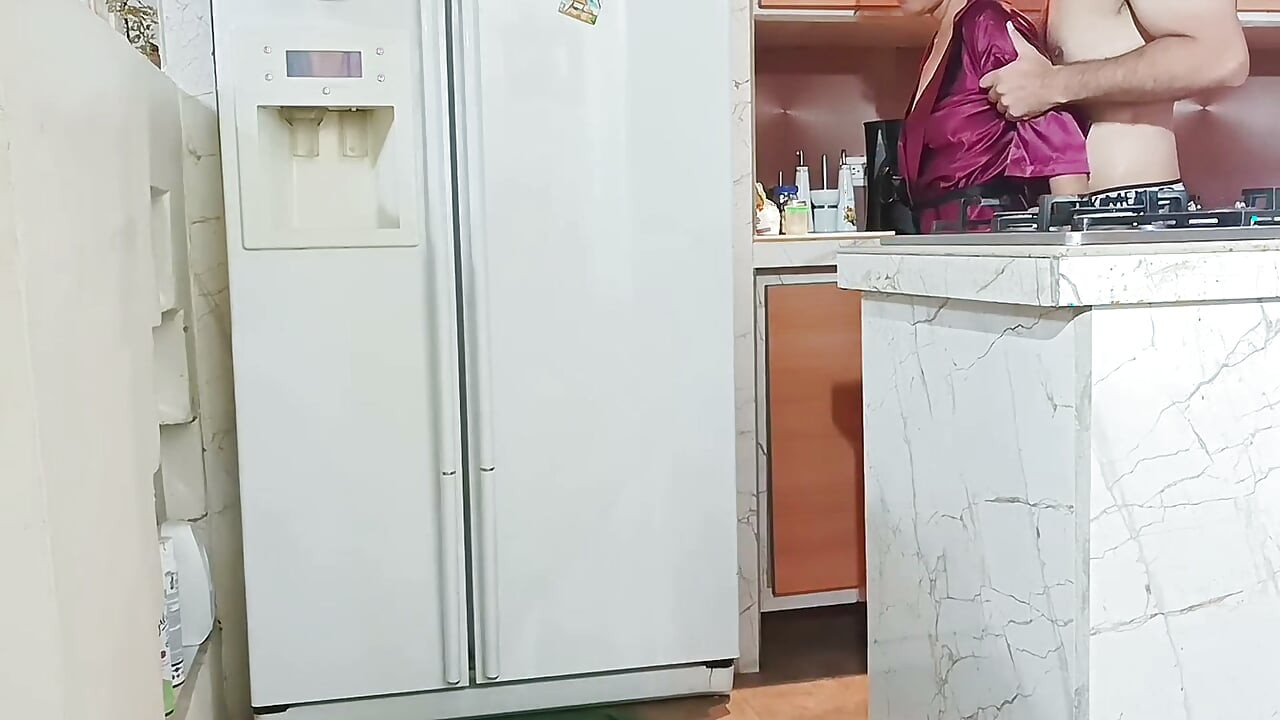 The silk robe is the lucky one, instantly fucked. Spanish porn.