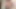 İri göğüslü milf (orta yaşlı kadin) gelip göğüslerini oynatmak için bir kadın çalıştırıyor