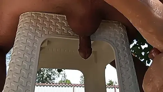 Bahçede anal oyun