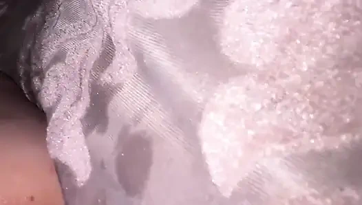 Parmaklar, ayak parmakları ve delikler