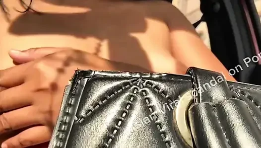 Pinay Exhibitionist di jalan umum