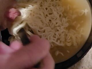 Piscio, figa e noodles