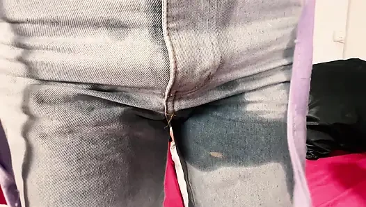 Wetting Bed with Piss My BF Discovers Me